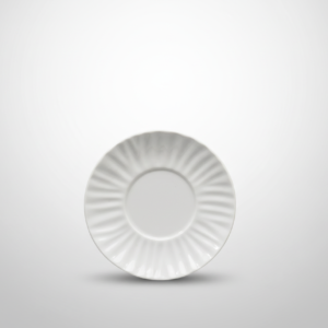 Balta lėkštutė 16 cm skersmens su banguotu kraštu, nufotografuota iš viršaus ant balto fono.