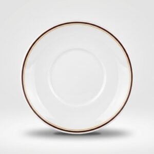 Klasikinio dizaino balta lėkštutė 17,5 cm su auksine ir ruda juostele ant krašto, nufotografuota iš priekio baltame fone.