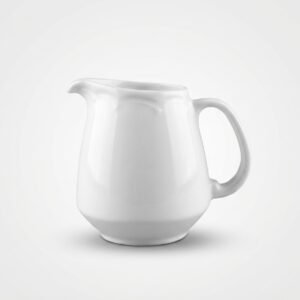 Baltas ąsotėlis 530 ml, nufotografuotas iš priekio ant neutralaus šviesaus fono, priklauso indų kategorijai.