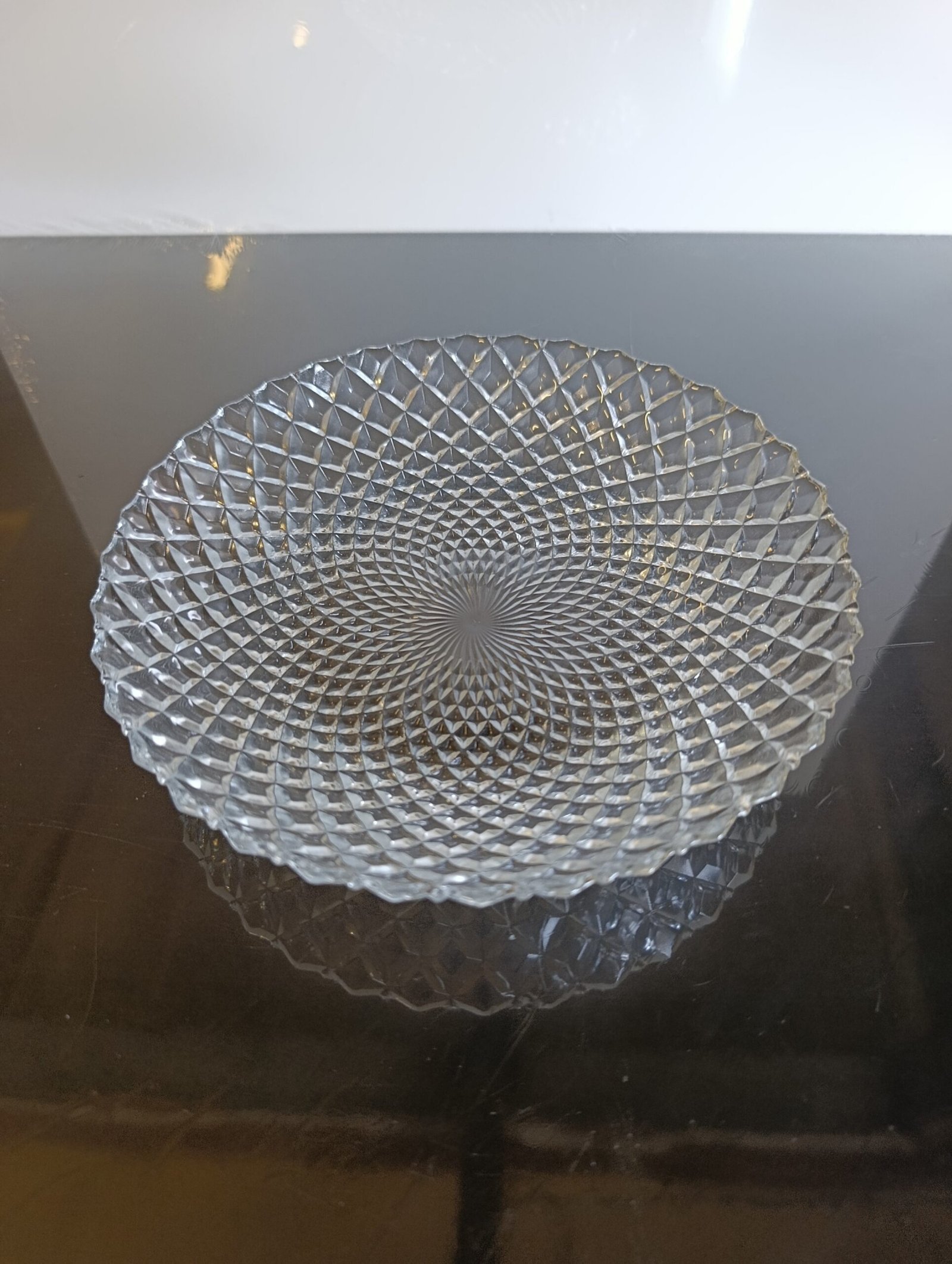 Pixel stiklinė lėkštė 27 cm 6 vnt
